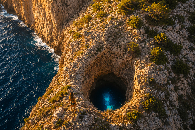 Ibiza: Cueva de la Luz Tour with Snorkeling
