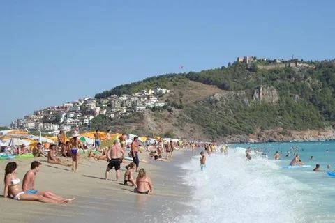 Alanya City Tour: Red Tower, Shipyard, Cable Car & Castle