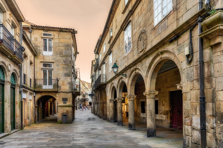 Santiago de Compostela: Historische geführte WandertourGeführte Tour auf Englisch