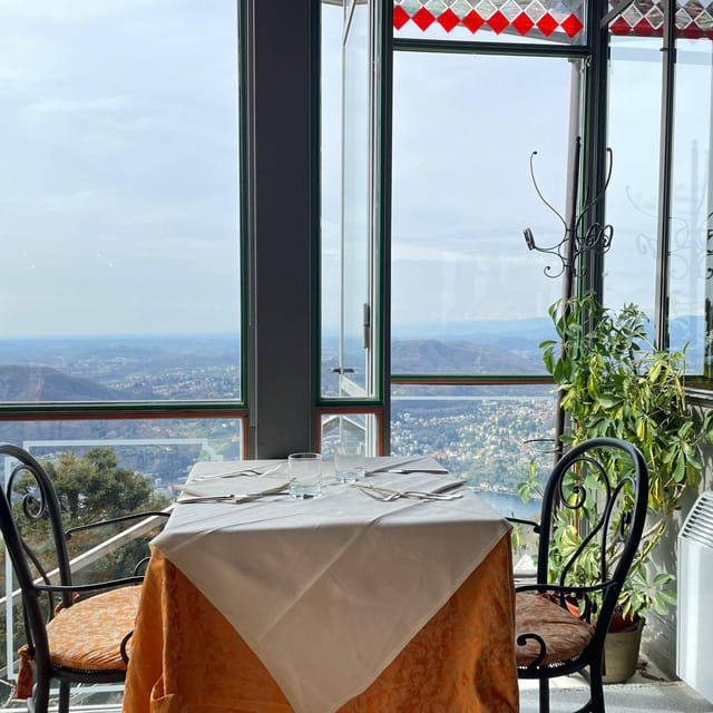 From Como to Brunate, panoramic hiking - Housity