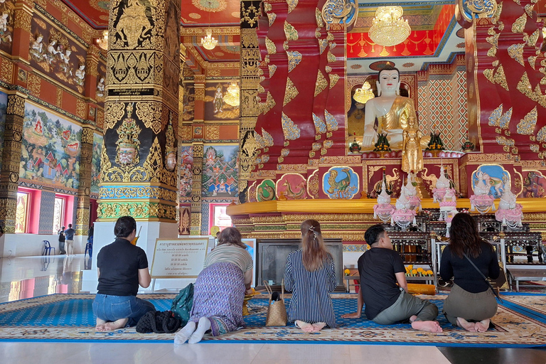 Khaolak: 3 Temples Tour with Meditation and Pagoda