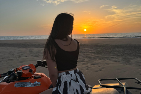 Agadir: Excursión en quad al atardecer por las dunas y la playa