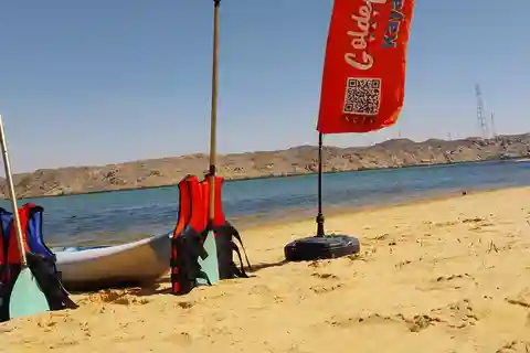 goldenubia kayak club .
