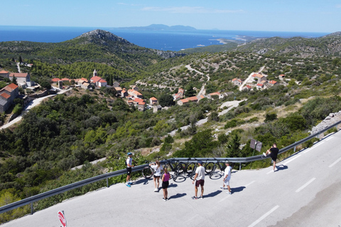 Hvar Island E-Bike Tour with Wine Tasting and Starters Hvar: Self-Guided Bike Tour with Wine Tasting and Starters