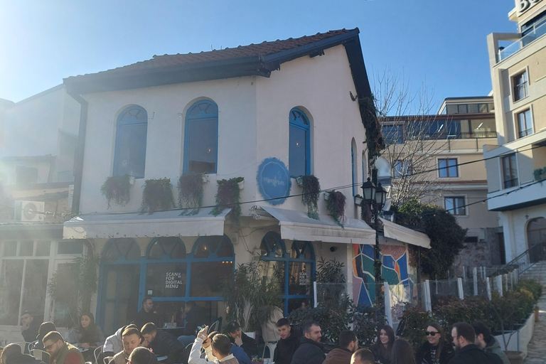 Skopje: Tour a piedi del centro storico e degustazione di cibo