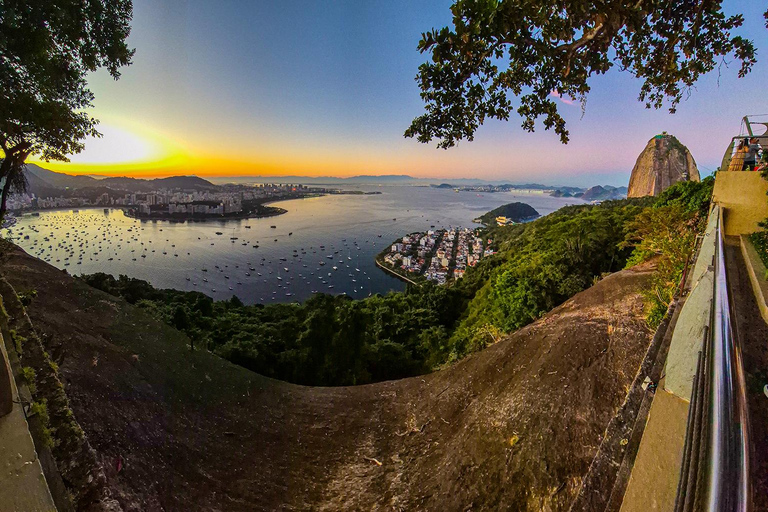 Rio de Janeiro sunset by Jeep Italian speaking guide
