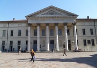 Como Scavenger Hunt and Sights Self-Guided Tour - Housity