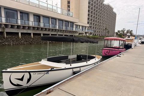 San Diego: Modern Electric Boat Rental San Diego: Modern Electric Boat 2 Hour Rental