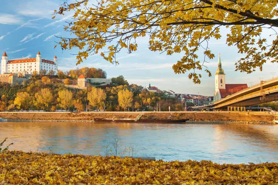 Von Wien nach Bratislava, Devín und Hainburg – Führung. Foto: GetYourGuide
