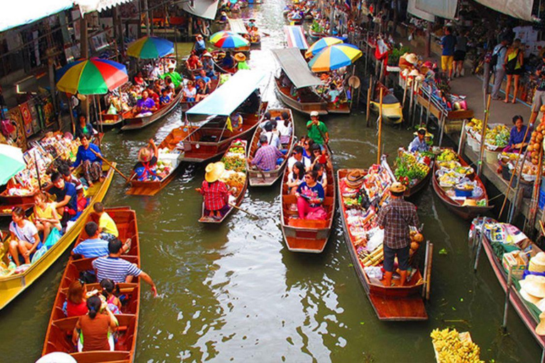 Bangkok: Maeklong Railway Market and Damnoen Saduak Tour