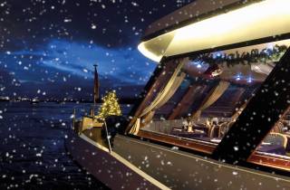 Köln: Winterliche Rheinschifffahrt mit festlicher Musik