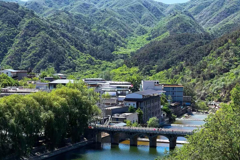 Beijing: Huanghuacheng Lakeside Great Wall Private Tour Private Day Tour