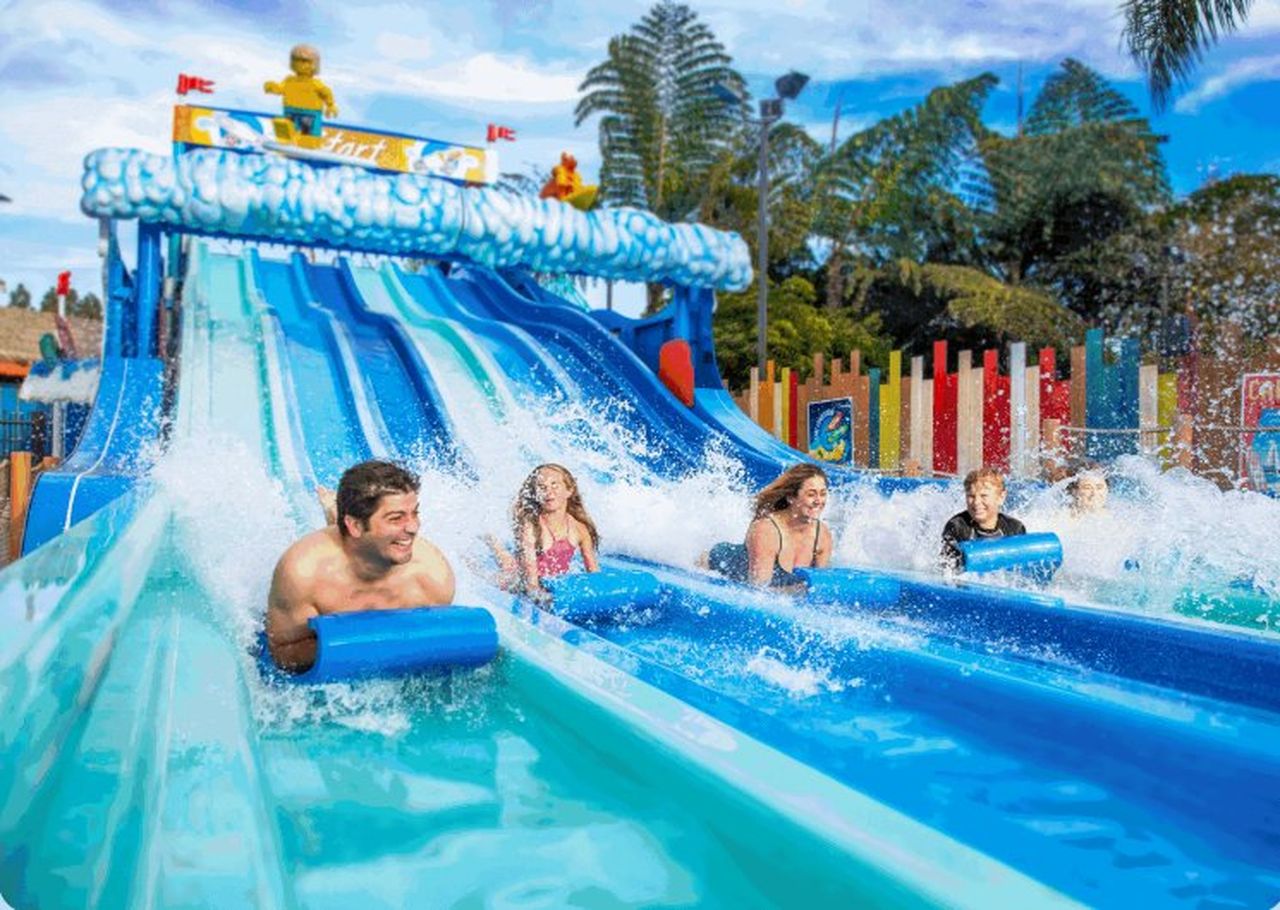 Aqua Splash VIP-Tag | Wasserpark + Spa mit Abholung