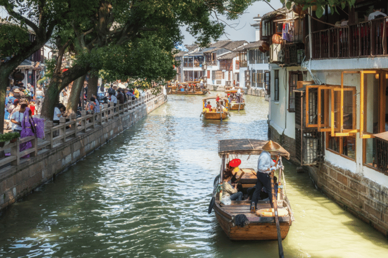 2 giorni di visita privata a Shanghai Skyline, Watertown e Suzhou GardenCon tutte le ammissioni