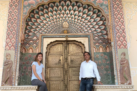 Jaipur : Marché aux fleurs, Fort d&#039;Amber, Temple des singes et visite de la villeVisite guidée sans guide
