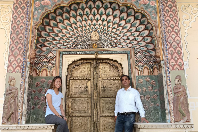 Jaipur : Marché aux fleurs, Fort d&#039;Amber, Temple des singes et visite de la villeVisite guidée sans guide