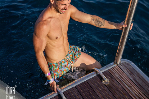 Ibiza: Formentera Sunset Boat Part with Drinks and Food Full Day Pass at Ibiza Boat Club (Early Bird Phase 2)