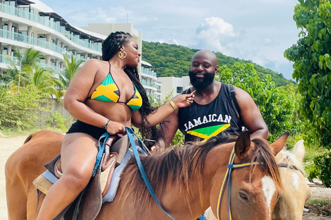 : Équitation et rafting en bambou