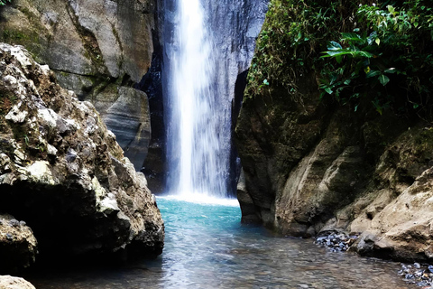 Yogyakarta: Hiking Nature Waterfall & Temples Tour Yogyakarta: Siluwok Waterfall & Temples Tour
