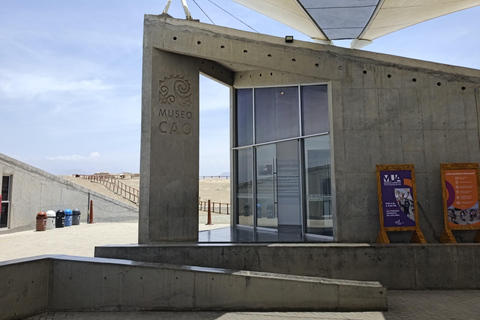 From Trujillo to Chiclayo, visiting the El Brujo Archaeological Complex.