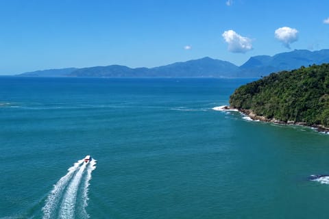 Speedboat Transfer Angra dos Reis → Araçatiba