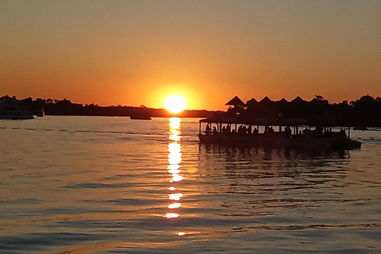 Sambesi Bootsfahrt bei Sonnenuntergang