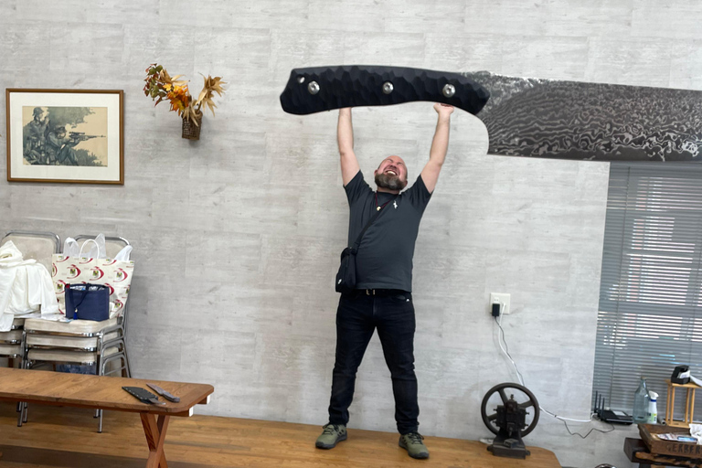 Fabriquez votre couteau de samouraï au musée du couteau de la ville de l&#039;épéeExpérience de fabrication d&#039;un couteau de samouraï : Visitez le célèbre musée du couteau