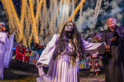 La Llorona, Live Show in the Canals of Xochimilco.