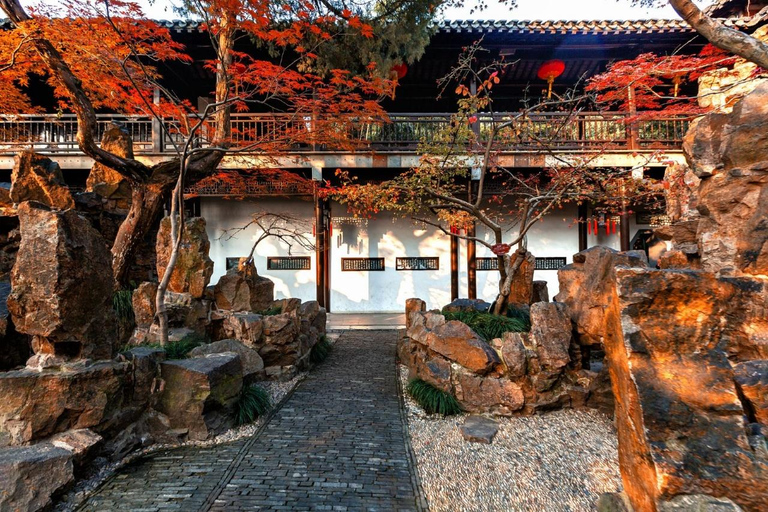 Yangzhou: Shouxihu, Geyuan, and Dongguan Street Tour