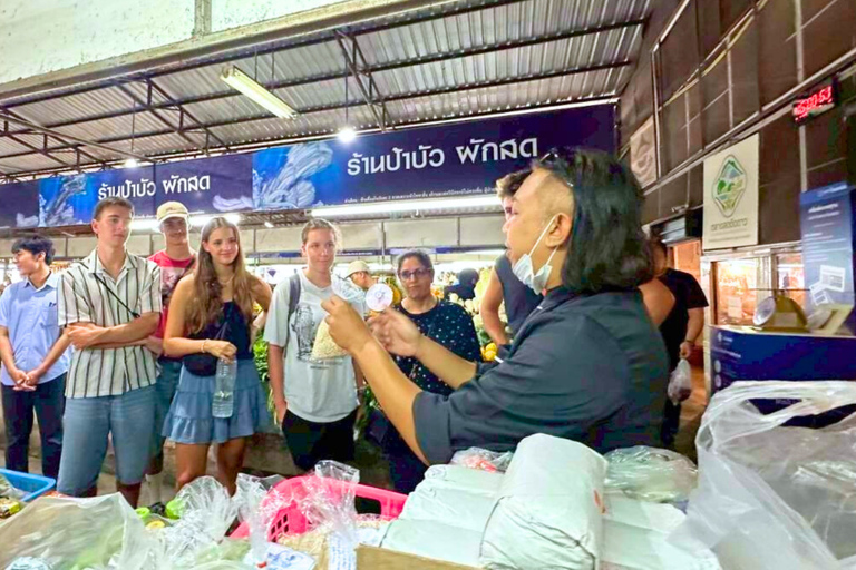 清迈：大峡谷泰式烹饪课和市场之旅晚间课程 - 大峡谷泰式烹饪课