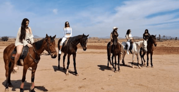 Marrakech : Randonnée à cheval dans le désert et la Palmeraie & transfert