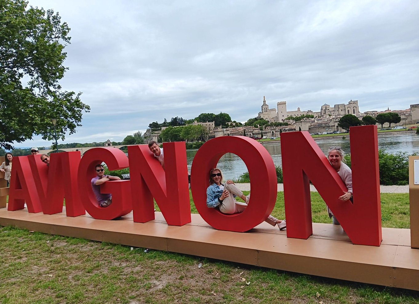 Avignon, byvandring om morgenen med adgang til pavepaladset