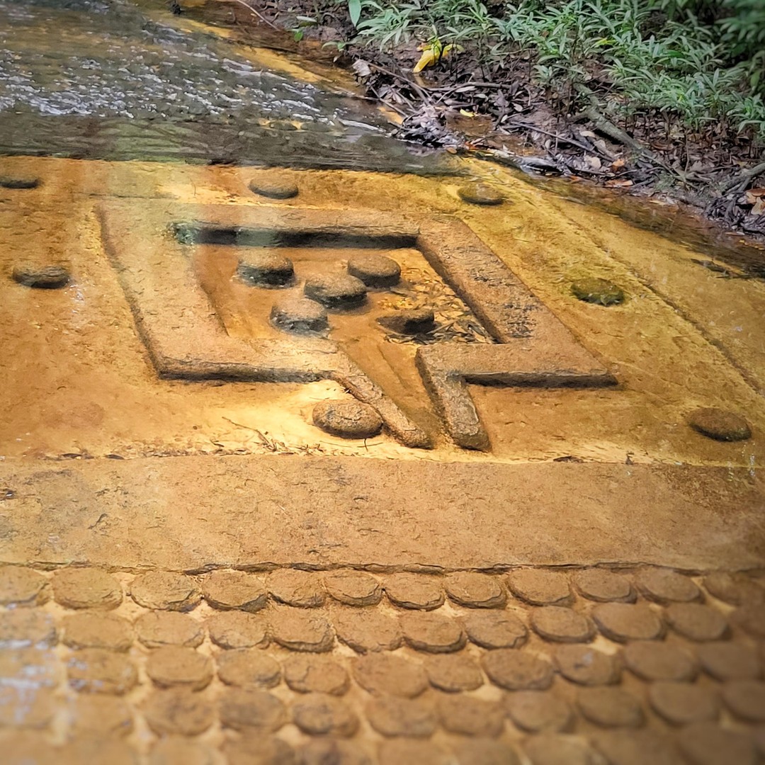 Colagem de mídia