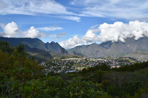 Cilaos Private Tour with Authentic and refined picnic.