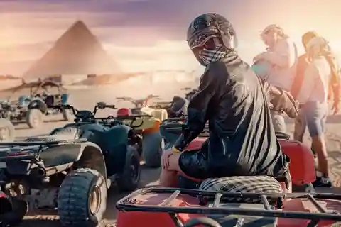Kair: Quad Bike Adventure at Giza Pyramids W/ Przejażdżka na wielbłądzie