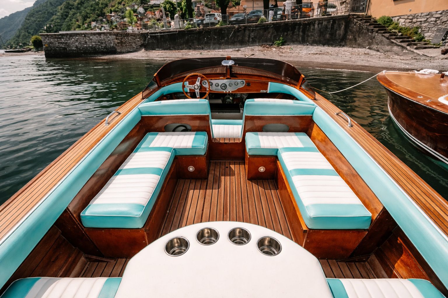 Comer See: Bootstour im Holzboot & Eintritt zur Villa Balbianello