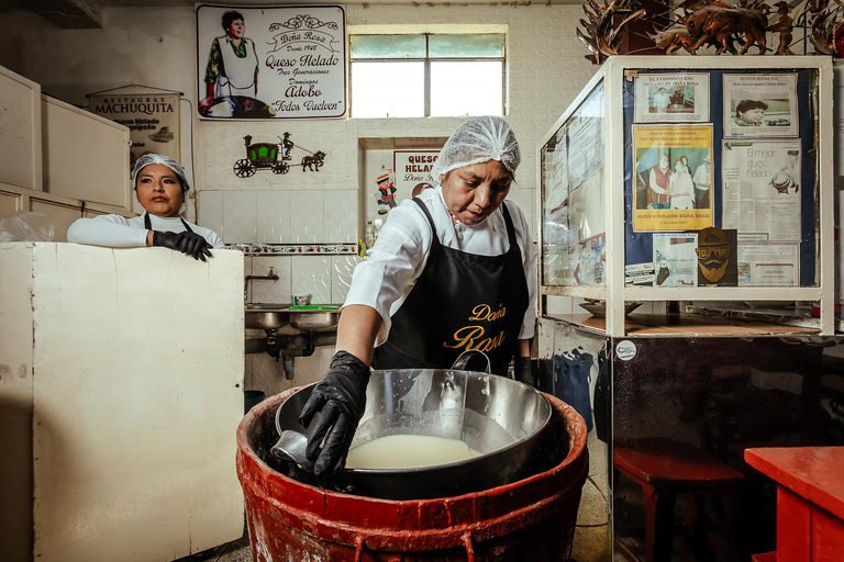Arequipa Nights Food Tour with 15+ Tastings