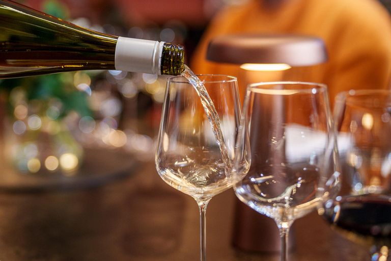 Adelaide: Taste of South Australia Canapés & Wine Experience
