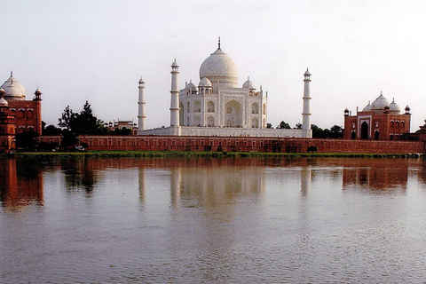 From Delhi: Taj Mahal & Wildlife SOS Private Day Trip By Car Tour From Delhi with Car, Breakfast, Entry Tickets and Guide