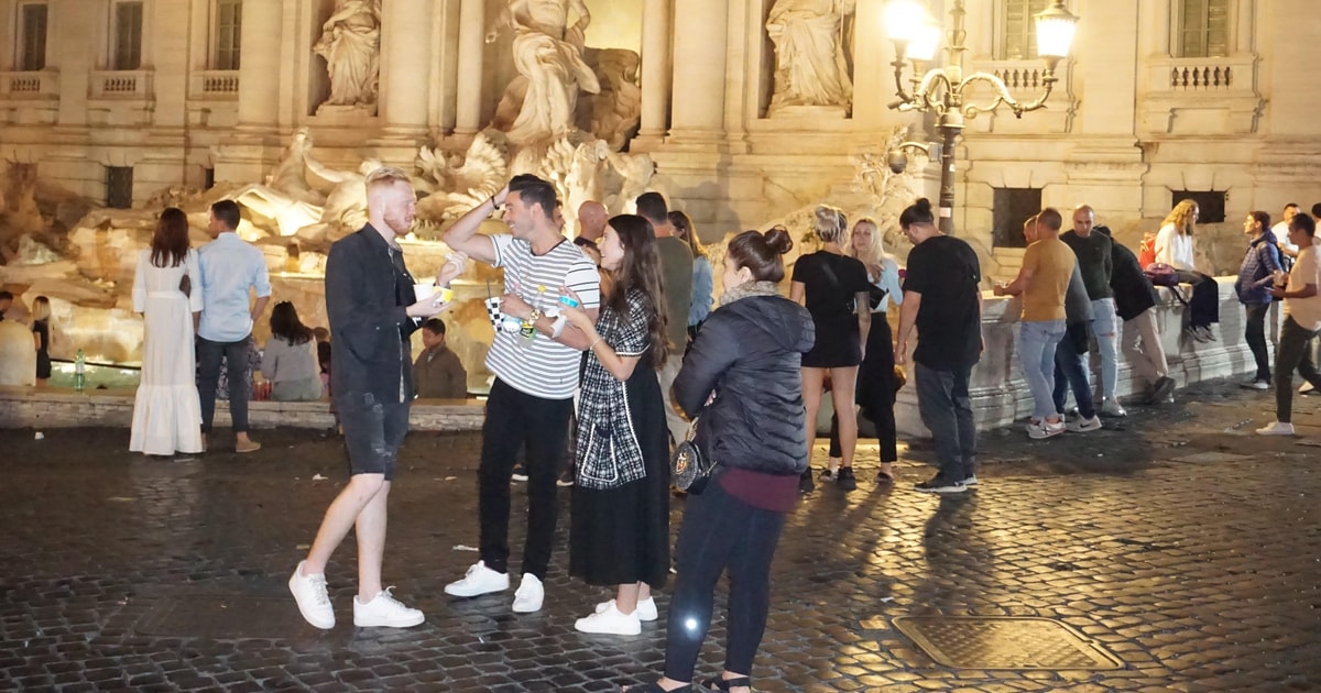 Tour A Pie Por La Roma Nocturna Con Helado Y Fotos GetYourGuide