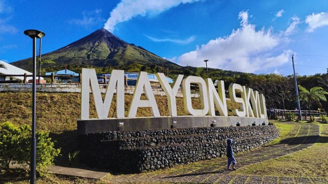 Visit Bicol Philippines Albay Full Day Tour with Mayon Skyline in Albay, Bicol Region