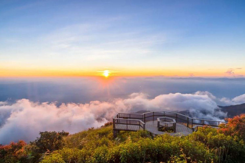 Chiang Mai: Excursión de un día al Parque Doi Inthanon con caminata por Kew Mae PanLa Visita Regular incluye Comida y Entradas