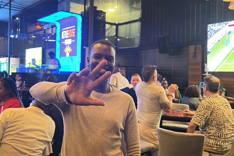 Nairobi de noche: un tour nocturno con el mejor ambienteNairobi de noche: tour de vida nocturna con el mejor ambiente