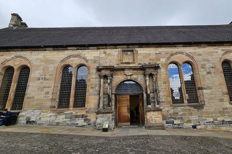 Glasgow: Stirling Castle & Falkirk Wheel Voyage