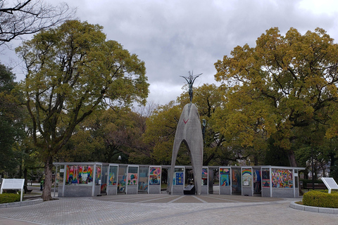 Hiroshima: Fredens stad-Privat tur med en lokal guide