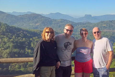 The Best Kandy Tuk-Tuk city Tour with a Professional Guide