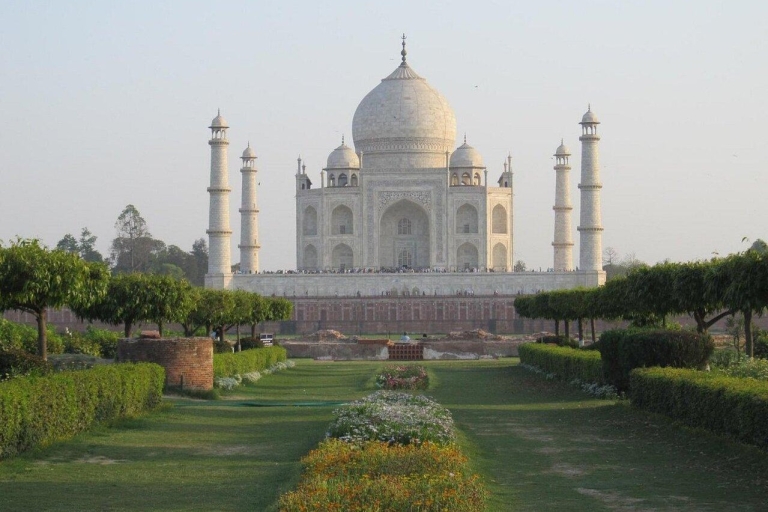 Desde Delhi:- Taj Mahal tour privado con guía y opcionesVisita al Taj Mahal con ticket de entrada y servicio de recogida del hotel en Agra