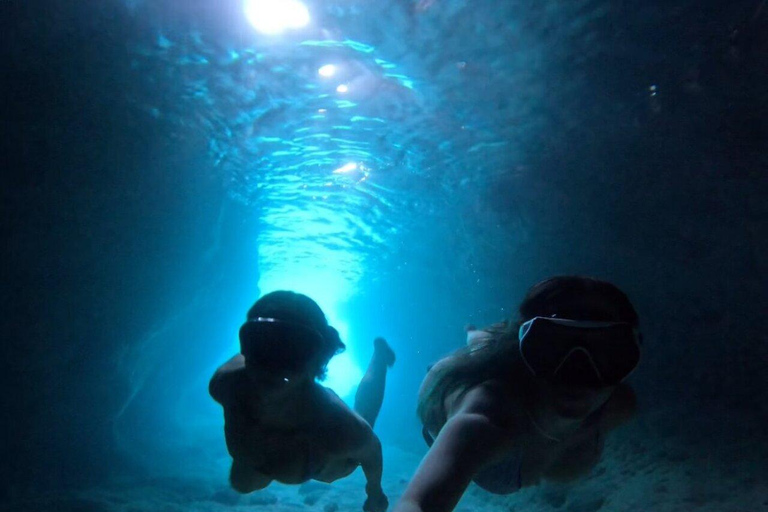 Malta: Private Boat Trip to Blue Lagoon & Crystal Lagoon 4 Hours