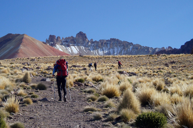 SALAR DE UYUNI Y VOLCÁN TUNUPA: EXPEDICIÓN DE 2 DÍAS/1 NOCHE