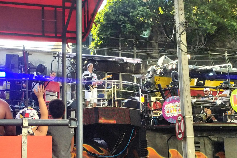 Salvador: Carnival in Salvador, party like a Bahian.